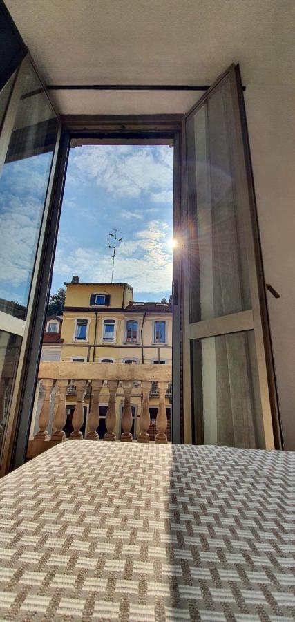 Hotel Mondial Milan Bagian luar foto